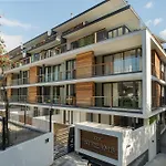 Luxurious Retreat In Newlands