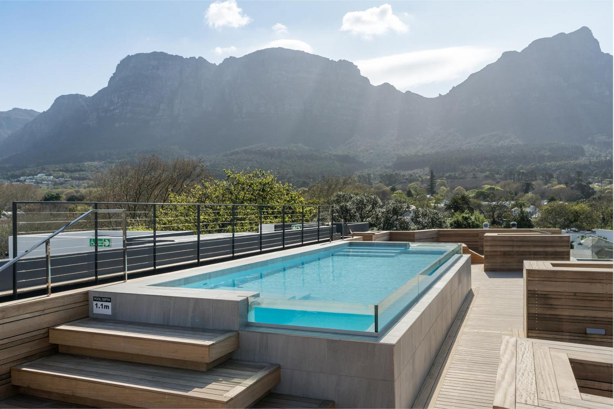 Apartment Luxurious Retreat In Newlands Cape Town